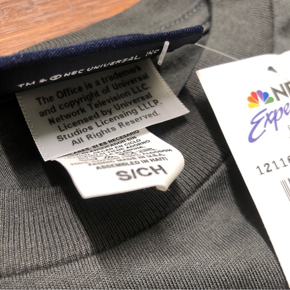 NWT NEW Vintage The Office NBC Experience Store NYC New York City Small T Shirt - Picture 9 of 10